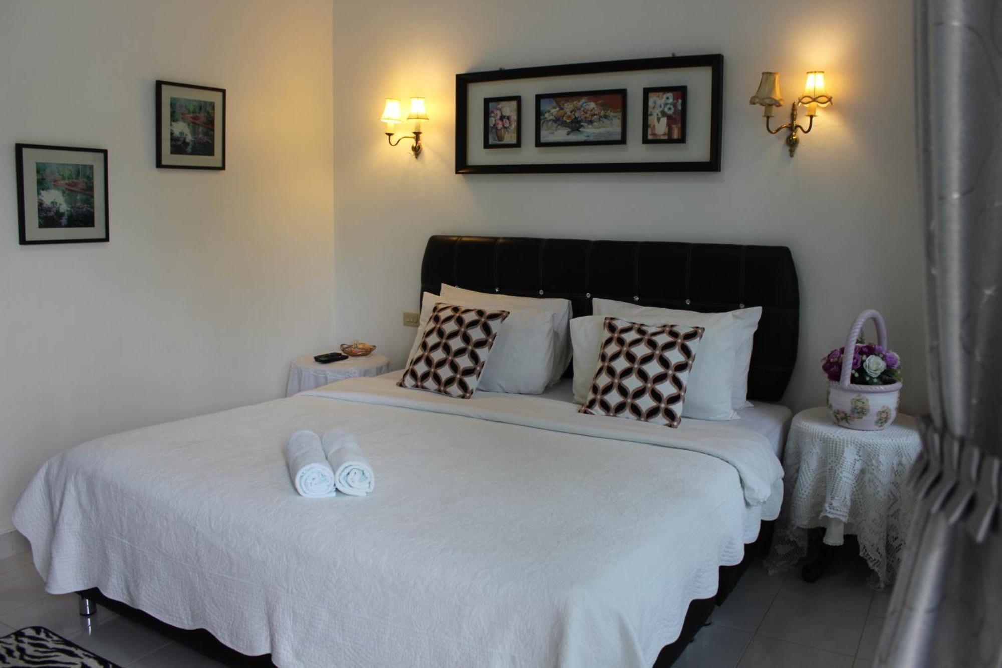 White Elephant Resort Сурин Экстерьер фото
